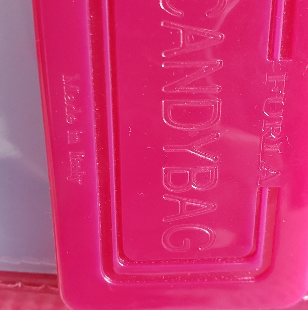 FURLA HANDBAG Discounted……a couple of stitches came out from the zipper - Picture 5 of 5